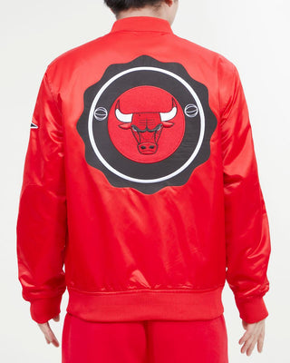 PRO STANDARD CHICAGO BULLS CREST EMBLEM SATIN JACKET (RED)