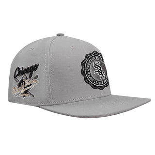 PRO STANDARD CHICAGO WHITE SOX CREST EMBLEM WOOL SNAPBACK HAT (GRAY)