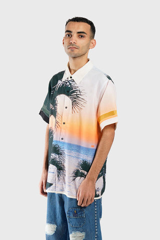 THC Lost in Paradise Short-sleeve Button-up Shirt (Beach View)