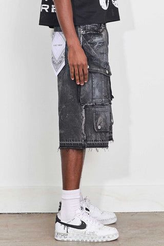 First Row WASHED MULTI CARGO DENIM JORTS