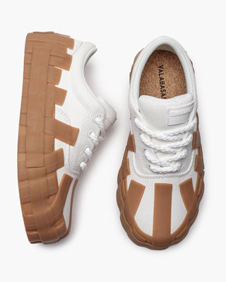 Valabasas Yuratsu 100 White Gum Sneakers
