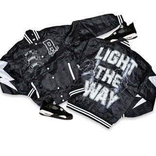 RETRO LABEL LIGHT THE WAY SATIN JACKET (Retro 4 Retro White Thunder)