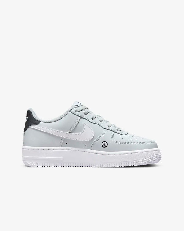 Nike Air Force 1 Low (Have a Nike Day Earth)